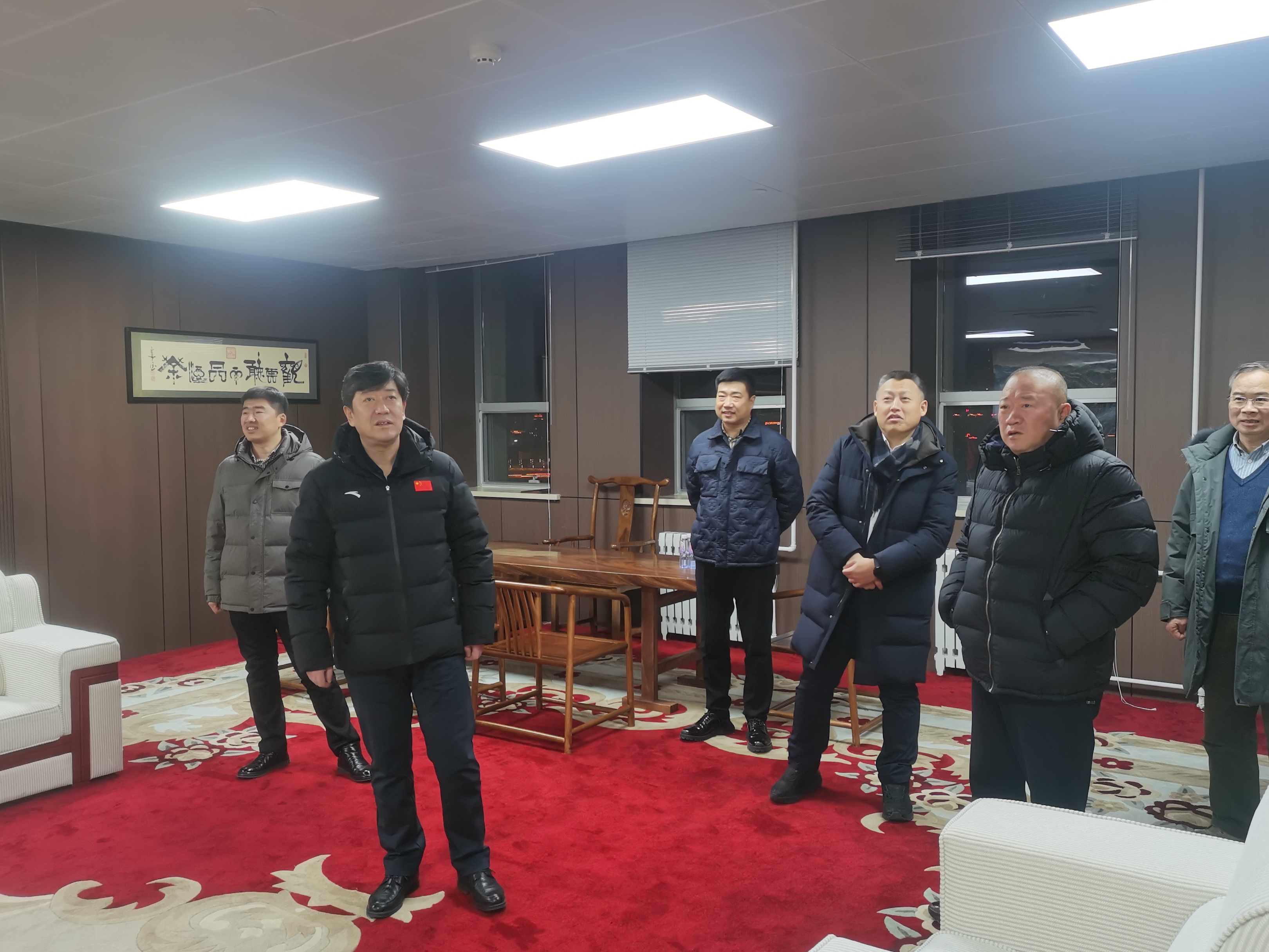 2024年2月4日 大慶市薩爾圖區(qū)區(qū)委書(shū)記、區(qū)長(zhǎng)等一行到公司調(diào)研